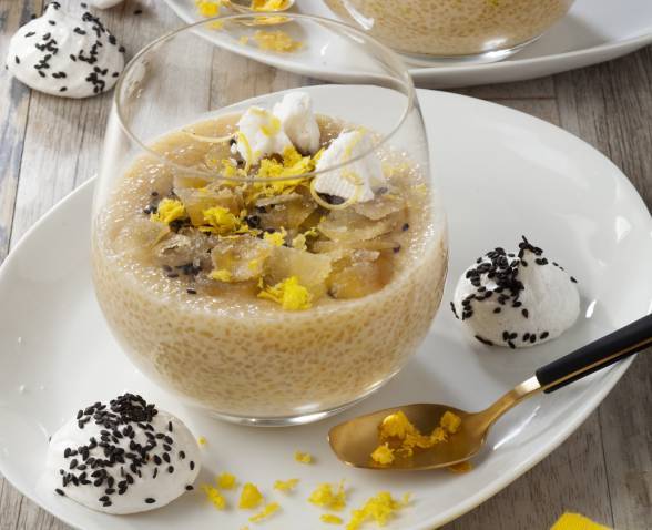 CREME DESSERT TAPIOCA AU LAIT D’AMANDE, MERINGUE VEGETALE CITRONNEE ET SESAME NOIR 