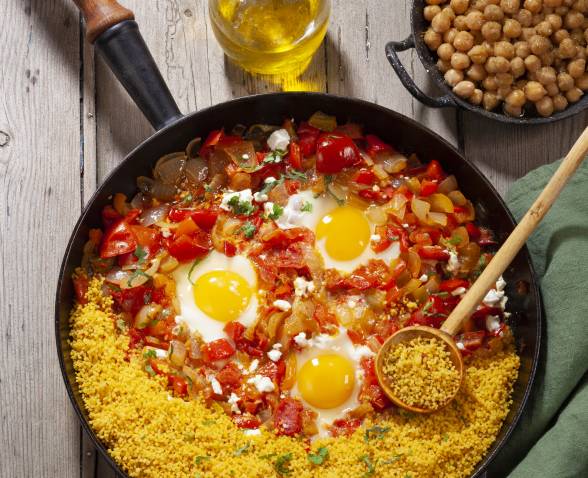 Chakchouka aux œufs et Couscous parfumé aux épices douces