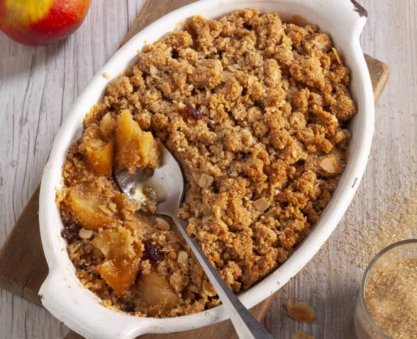 Crumble de couscous aux pommes et aux amandes