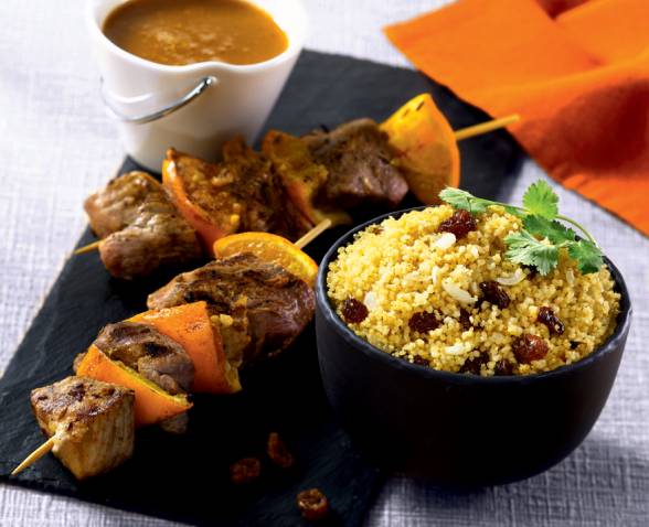 Brochettes de porc au miel et couscous de blé complet TIPIAK
